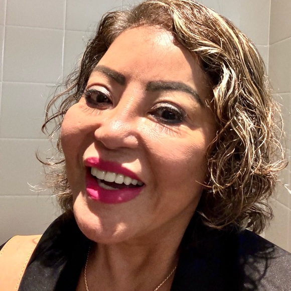 Meet your Posher, Josie - Picture 1 of 1